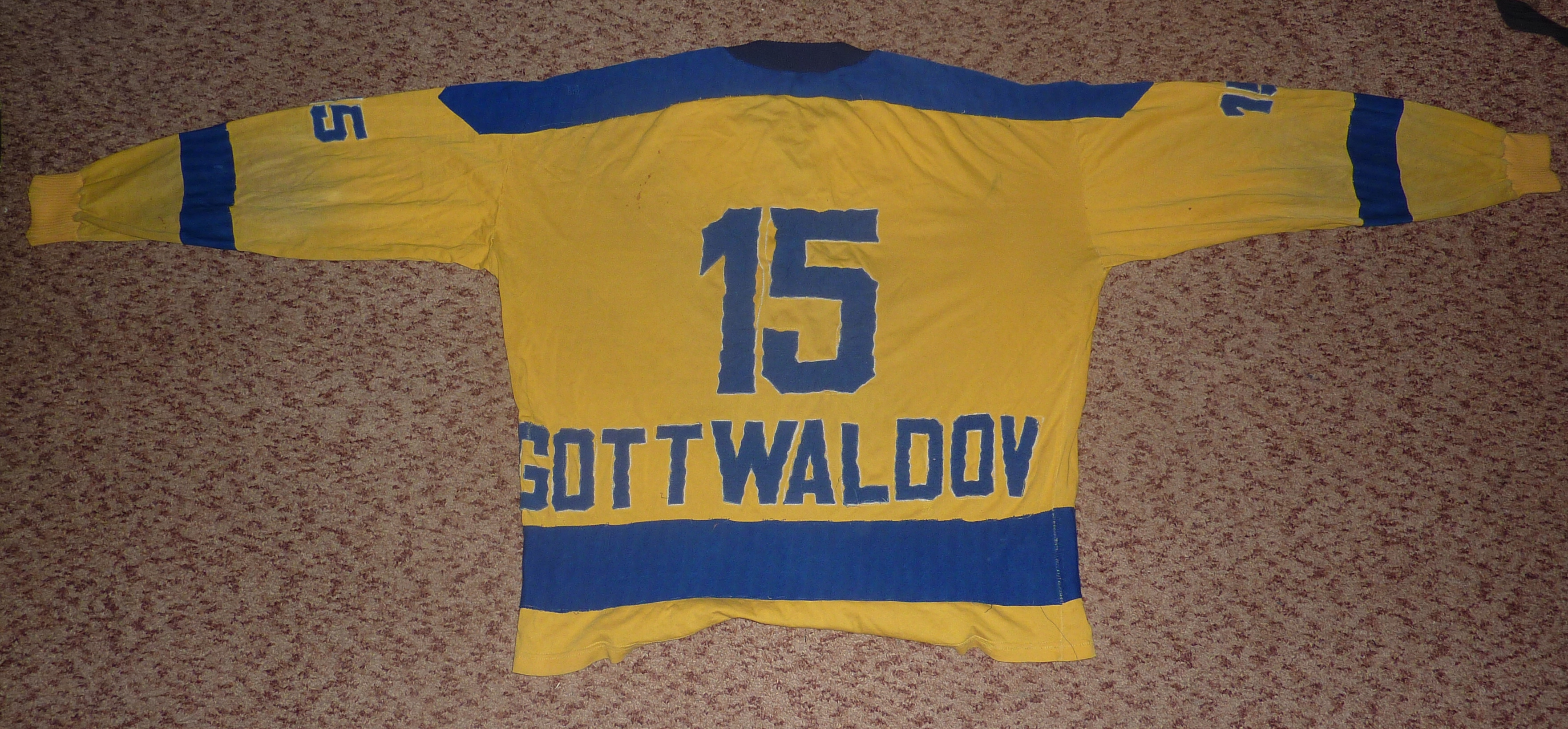 originál dres Gottwaldova sezona 1982/83